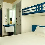 Ibis Budget Hotel 2*