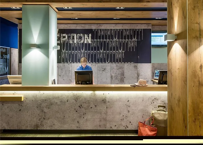 Ibis Budget Hotell 2*